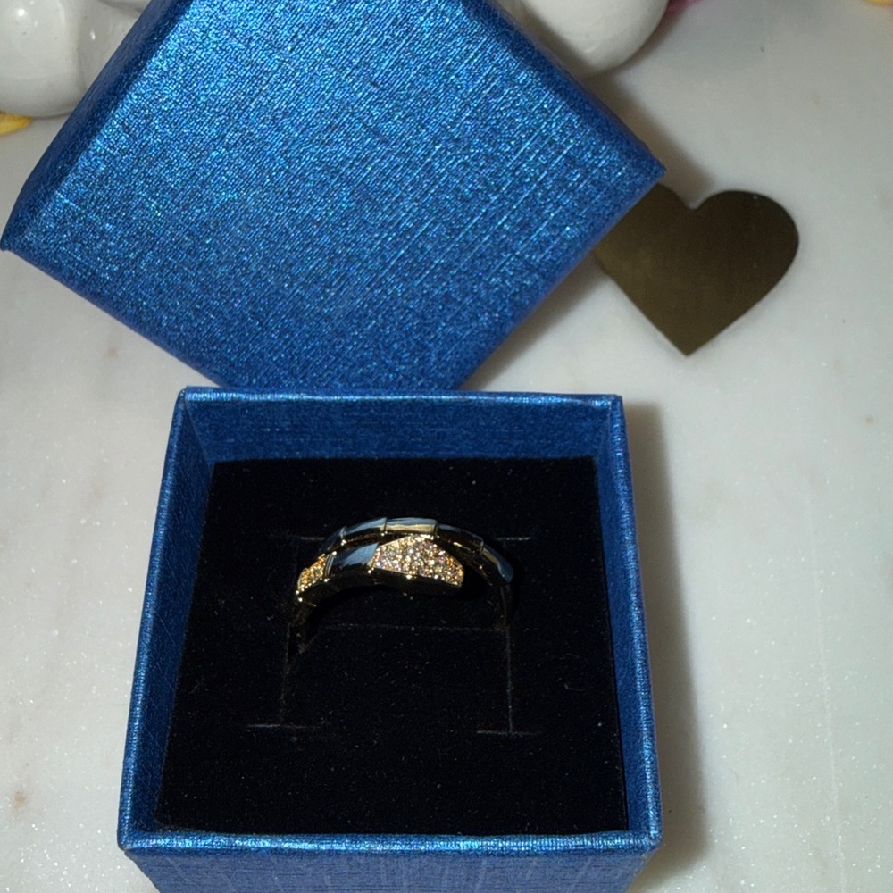Snake Ring - Picture 5 of 5